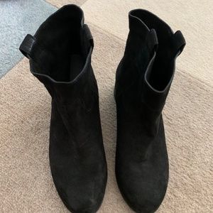 eileen fisher ankle boots